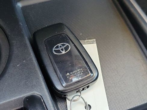 Used 2024 Toyota 4Runner SR5 image 34