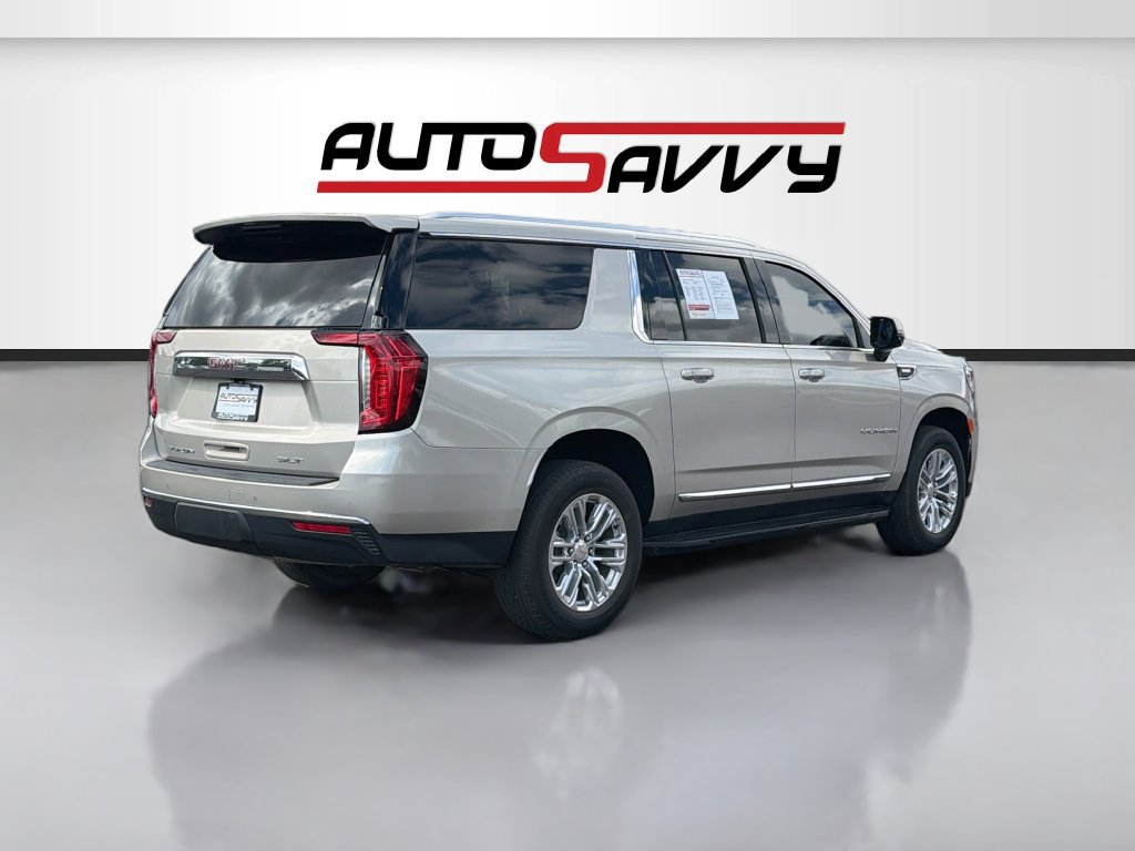 Used 2023 GMC Yukon XL SLT w/ SLT Premium Package AWD/4WD image 7