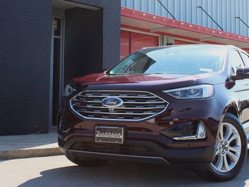 Used 2019 Ford Edge Titanium w/ Equipment Group 301A image 14