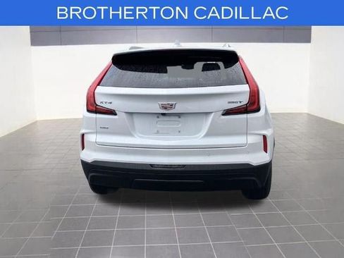 Used 2024 Cadillac XT4 Luxury w/ Cold Weather Package AWD/4WD image 9