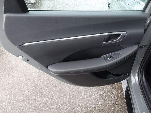 Used 2023 Hyundai Sonata SEL image 15