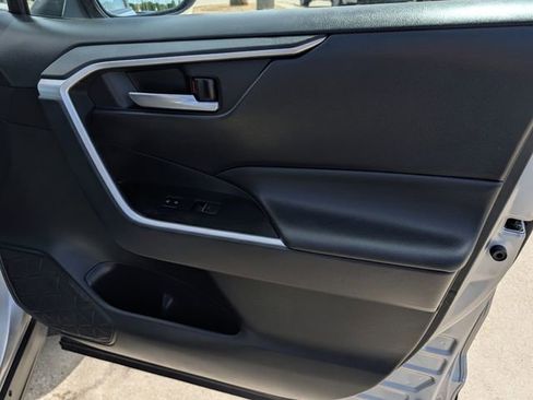 Used 2025 Toyota RAV4 XLE w/ Weather Package FWD image 32