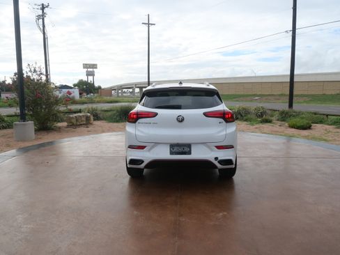 Used 2023 Buick Encore GX Select w/ Sport Touring Package image 3