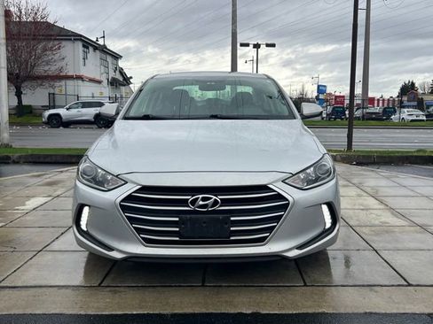 Used 2018 Hyundai Elantra Value Edition FWD image 6