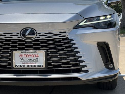 Used 2025 Lexus RX 350 Premium w/ Accessory Package (Z1) FWD image 8