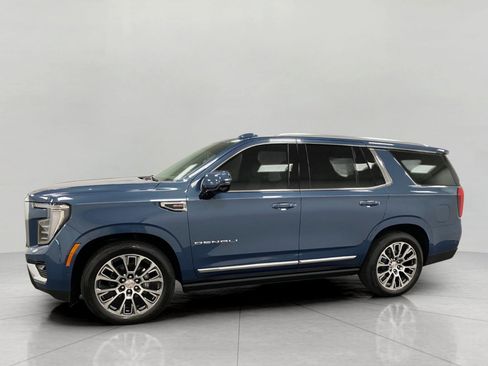 Certified 2026 GMC Yukon Denali w/ Denali Reserve Package AWD/4WD image 10