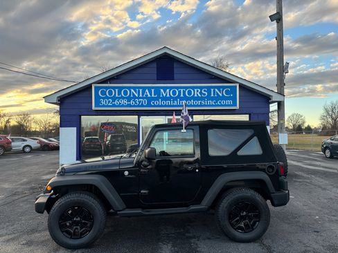 Used 2017 Jeep Wrangler Willys Wheeler image 1