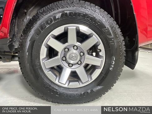 Used 2019 Toyota 4Runner SR5 Premium AWD/4WD image 10