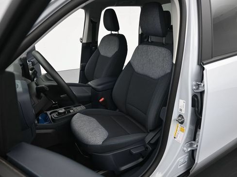 Used 2026 Ford Maverick XLT FWD image 9