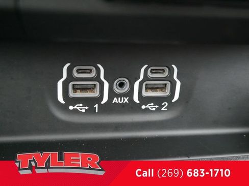Used 2019 RAM 1500 Rebel image 32