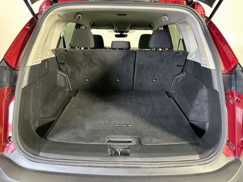 Used 2023 Nissan Rogue S AWD/4WD image 28