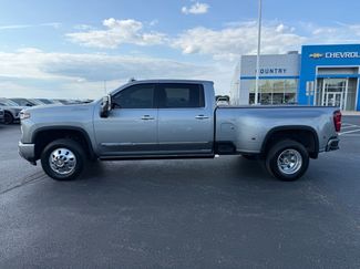 Used 2025 Chevrolet Silverado 3500 High Country w/ High Country Premium Package AWD/4WD video 2