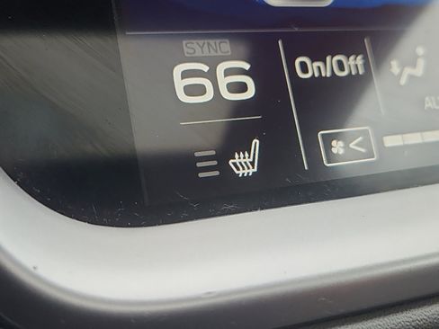 Used 2021 Subaru Legacy Premium image 11