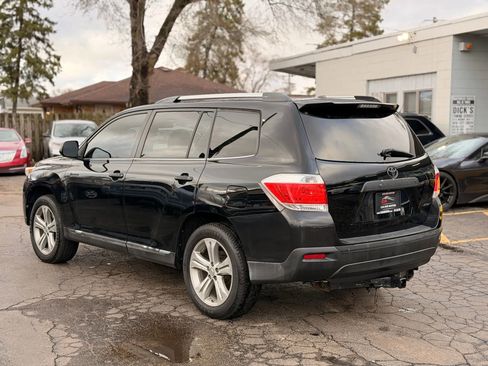 Used 2011 Toyota Highlander Limited w/ Tow Pkg image 6