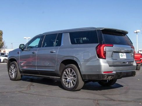 Used 2025 GMC Yukon XL Denali image 5