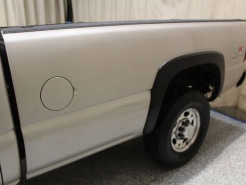 Used 2007 GMC Sierra 2500 SLT w/ Heavy-Duty Power Package image 6