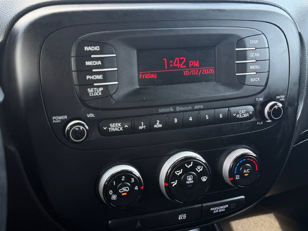 Used 2016 Kia Soul FWD image 24