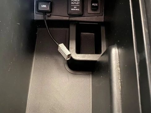 Used 2013 Honda CR-V LX image 24