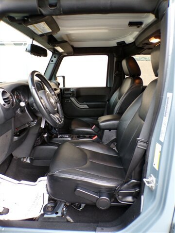 Used 2015 Jeep Wrangler Unlimited Sport w/ Quick Order Package 24S AWD/4WD image 14