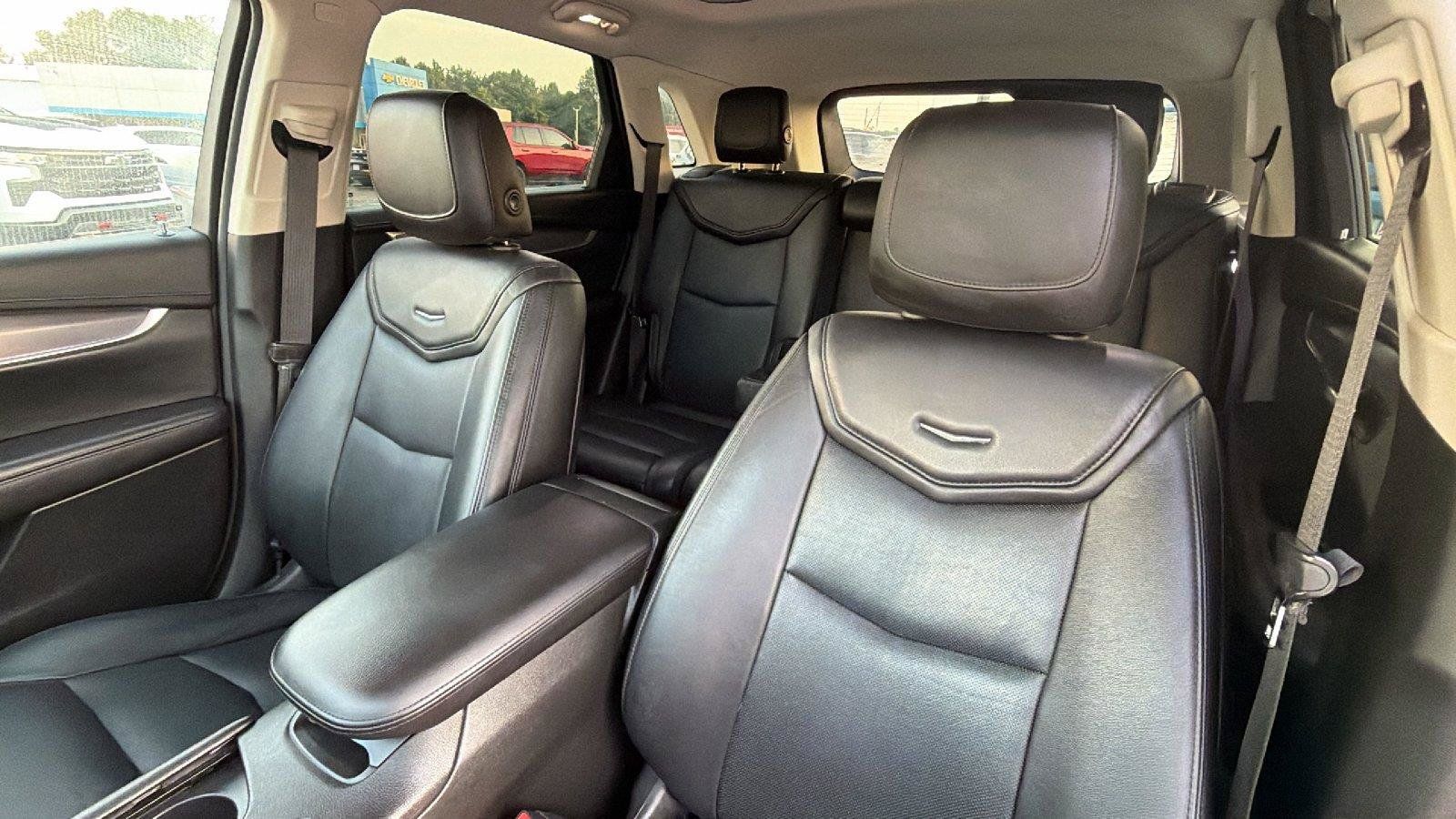 Used 2019 Cadillac XT5 Luxury FWD image 18