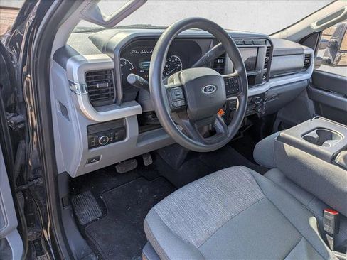 Used 2024 Ford F350 XLT image 9