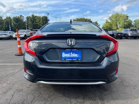 Used 2019 Honda Civic EX image 3