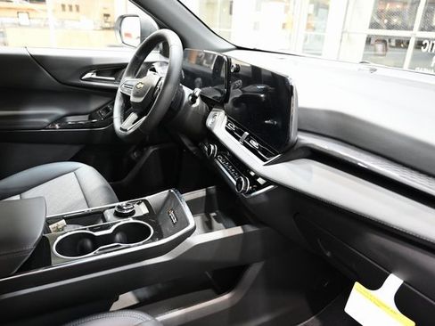 New 2026 Chevrolet Equinox LT w/ Convenience Package II image 13