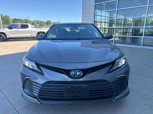 Used 2021 Toyota Camry LE w/ Audio Upgrade Package FWD image 2