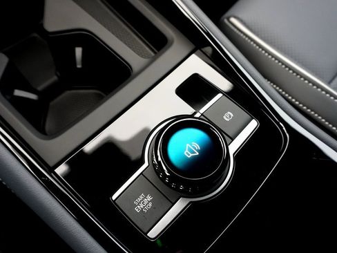 New 2026 Volkswagen Tiguan SEL R-Line image 22