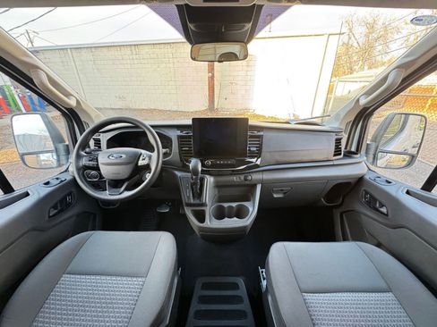 Used 2024 Ford Transit 350 XLT image 32