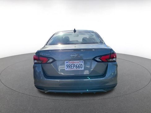 Used 2025 Nissan Versa SV image 6