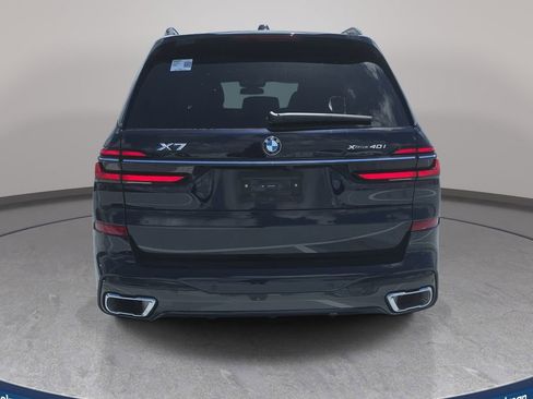 Used 2026 BMW X7 xDrive40i w/ M Sport Package AWD/4WD image 7