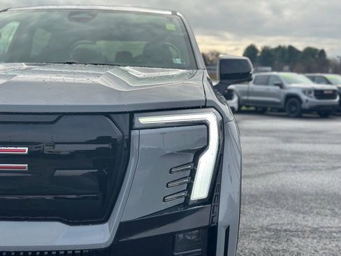 New 2026 GMC Sierra EV Elevation w/ Premium Package AWD/4WD image 30