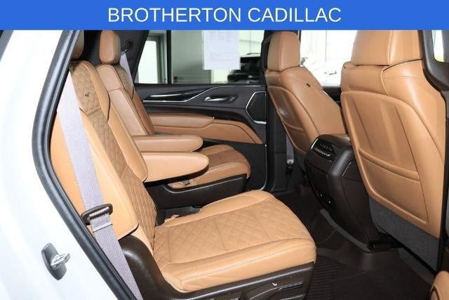 Used 2021 Cadillac Escalade Sport w/ Driver Assist Tech Package AWD/4WD image 32