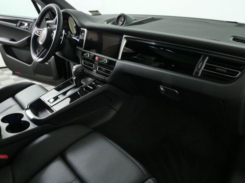 New 2026 Porsche Macan Turbo AWD/4WD image 21