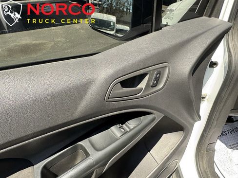 Used 2015 Ford Transit Connect XL FWD image 19