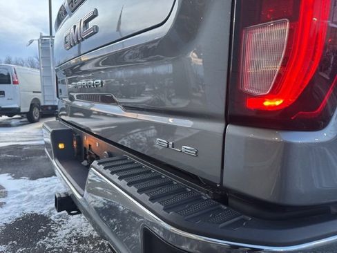 Used 2021 GMC Sierra 1500 SLE image 11