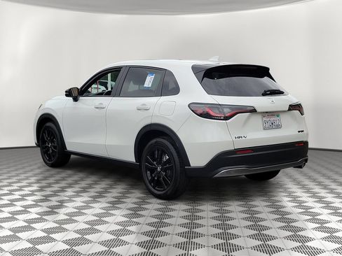 Certified 2026 Honda HR-V Sport image 4