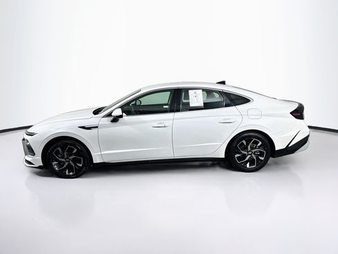 Used 2025 Hyundai Sonata SEL FWD image 4