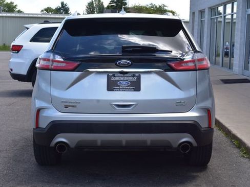 Used 2019 Ford Edge SEL w/ Equipment Group 201A AWD/4WD image 8