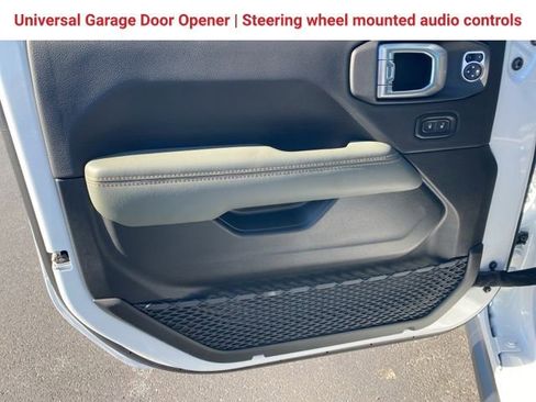 New 2026 Jeep Gladiator Mojave image 11