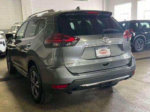 Used 2018 Nissan Rogue SL w/ Premium Package AWD/4WD image 8