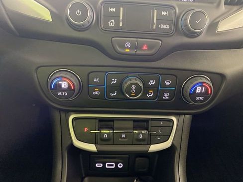 Used 2023 GMC Terrain SLT FWD image 42