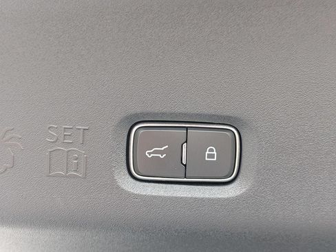 Used 2025 Lincoln Navigator Reserve AWD/4WD image 33