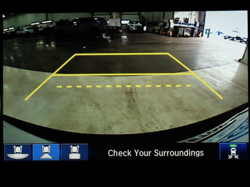 Used 2019 Honda CR-V Touring image 19