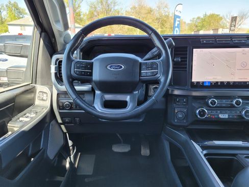 Used 2023 Ford F350 Lariat w/ FX4 Off-Road Package AWD/4WD image 16