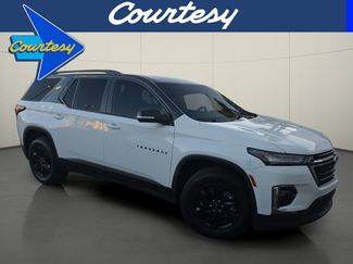 Used 2023 Chevrolet Traverse LT video 1