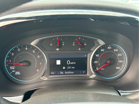 Certified 2023 Chevrolet Traverse LT w/ LT Premium Package AWD/4WD image 21
