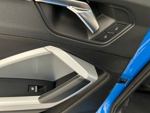 Used 2023 Audi Q3 2.0T Premium image 18