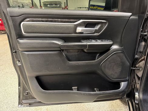 Used 2019 RAM 1500 Big Horn RWD image 31